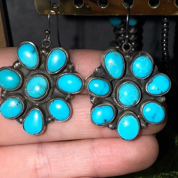 Ella Peter Jewelry - Ella Peter Turquoise Floral Earrings.